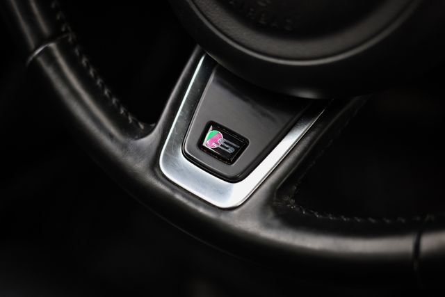 Used 2018 Jaguar XF S AWD/4WD image 27