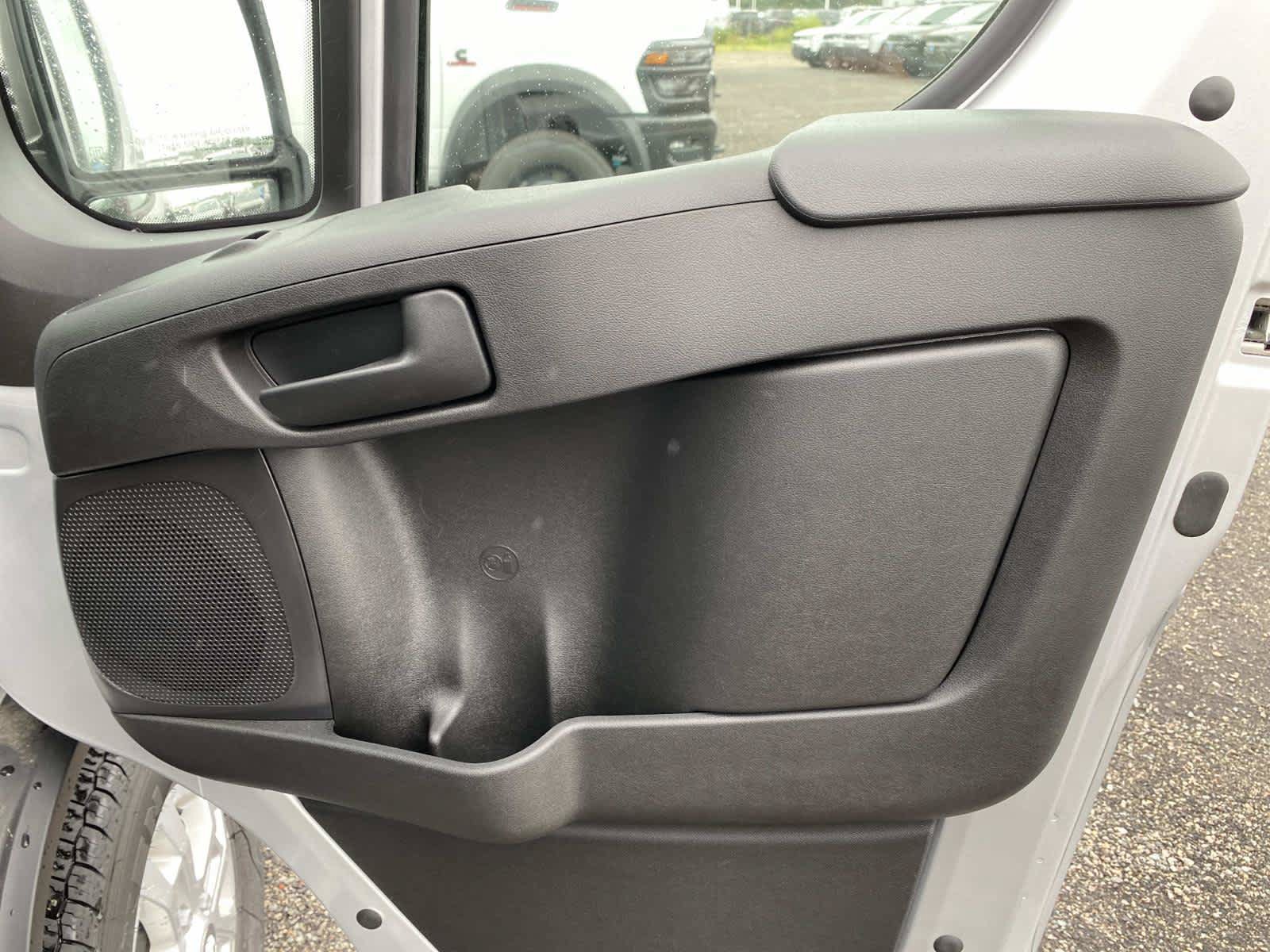Used 2025 RAM ProMaster 3500 w/ Quick Order Package 22H SLT+ FWD image 26
