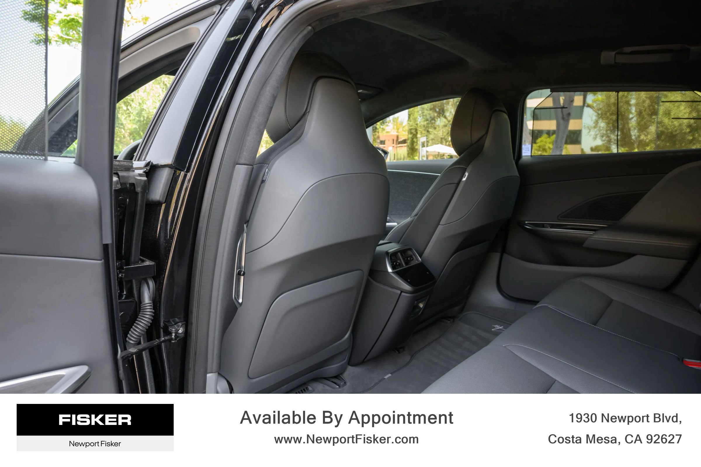 Used 2024 Lucid Air Touring AWD/4WD image 17