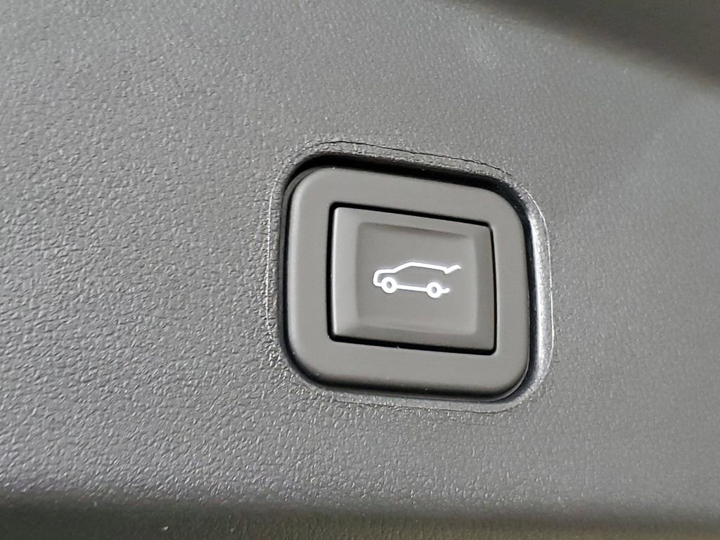 New 2026 Cadillac Lyriq Sport w/ LPO, ONYX Package RWD image 8