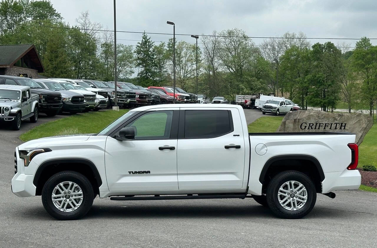 Used 2025 Toyota Tundra SR5 AWD/4WD image 2