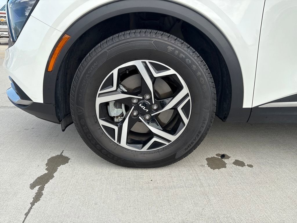 Used 2023 Kia Sportage LX image 31