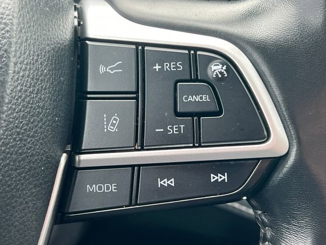 Used 2022 Toyota Highlander XLE image 25