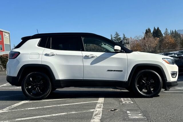 Used 2019 Jeep Compass Altitude image 3
