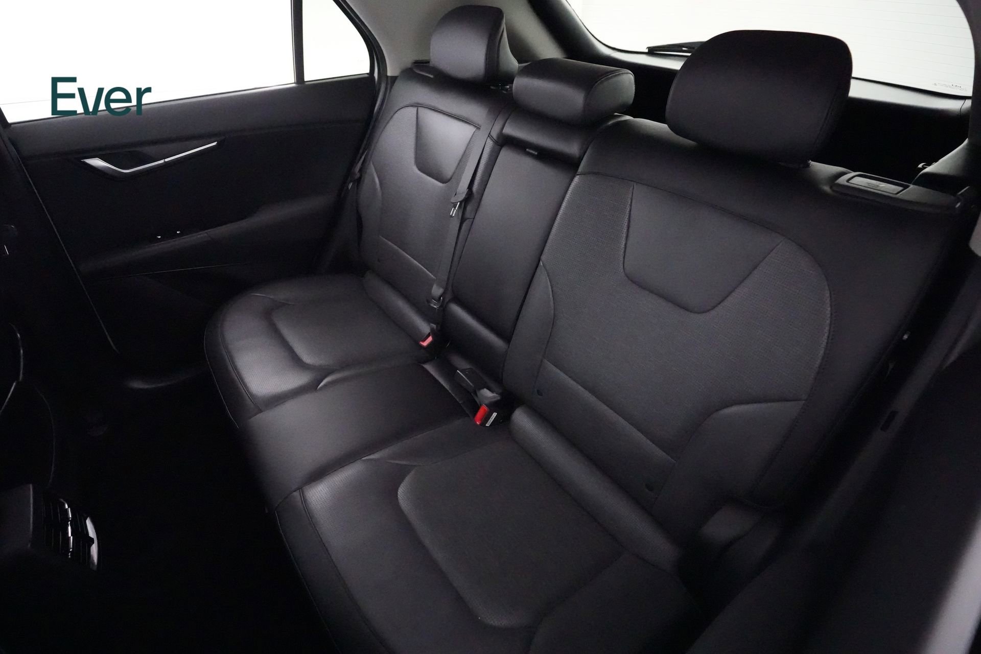 Used 2024 Kia Niro Wave w/ Wave Preserve Package image 24