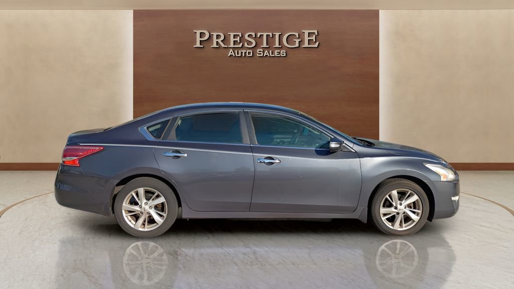 Used 2013 Nissan Altima 2.5 SL w/ 2.5 Moonroof Pkg image 10
