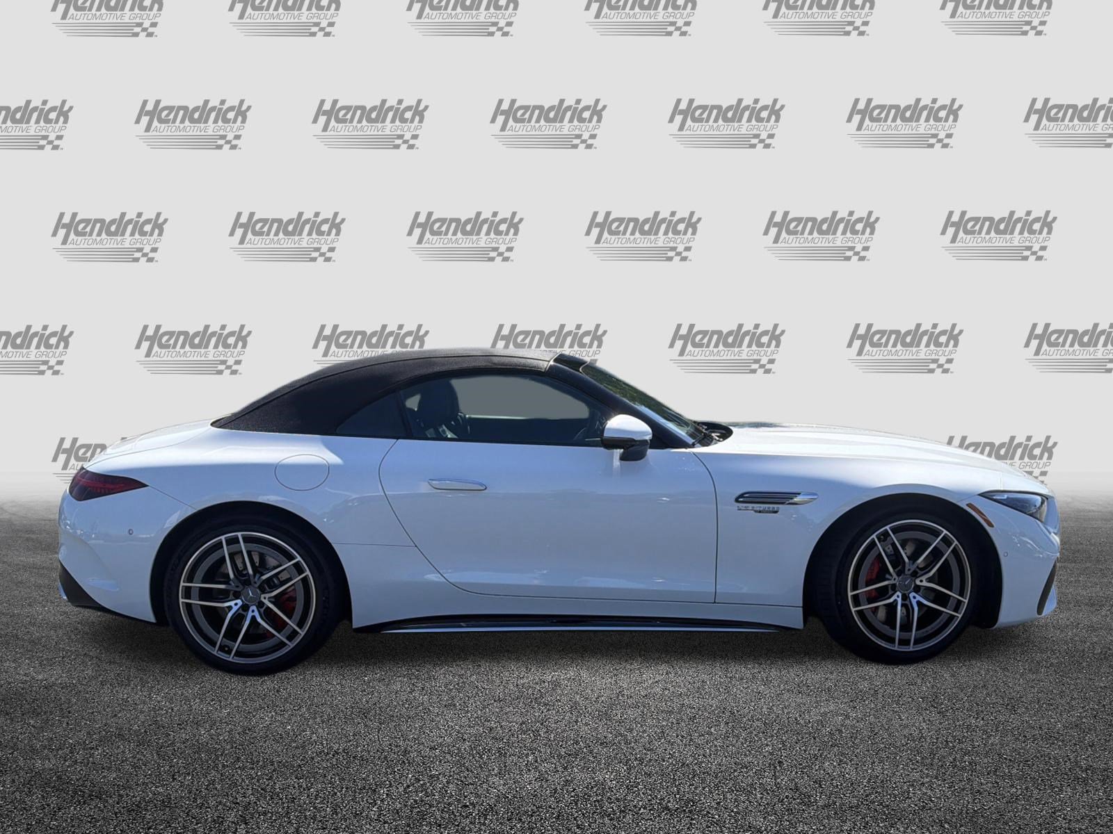 Used 2023 Mercedes-Benz SL 55 AMG 4MATIC image 11