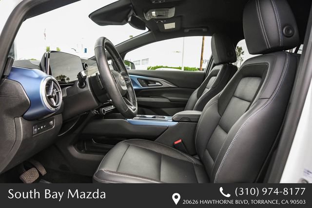 Used 2024 Chevrolet Equinox EV LT w/ LPO, All-Weather Mat Package FWD image 16