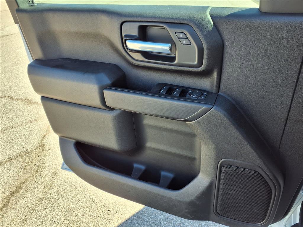 New 2026 GMC Sierra 3500 Pro w/ Convenience Package image 17