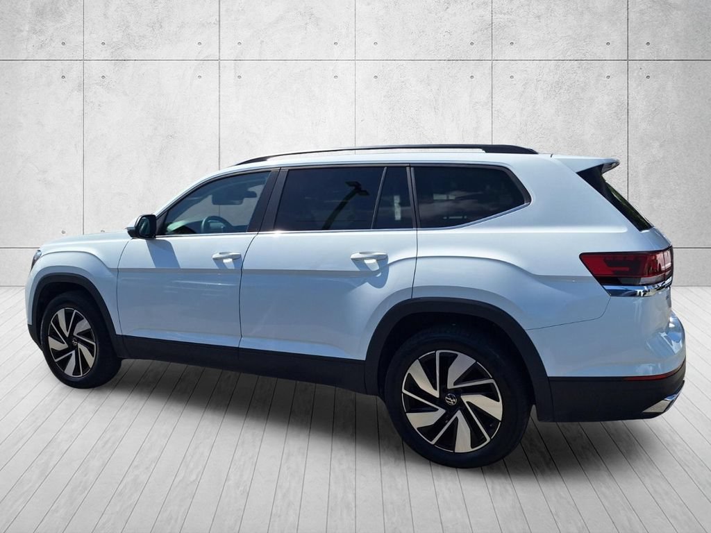 Used 2025 Volkswagen Atlas SE FWD image 7