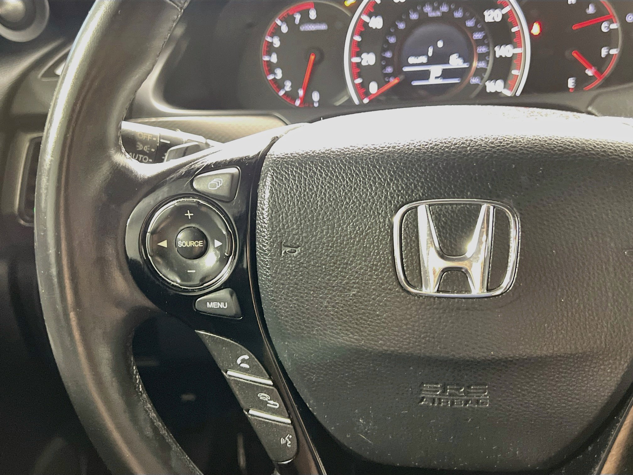 Used 2017 Honda Accord EX-L image 19