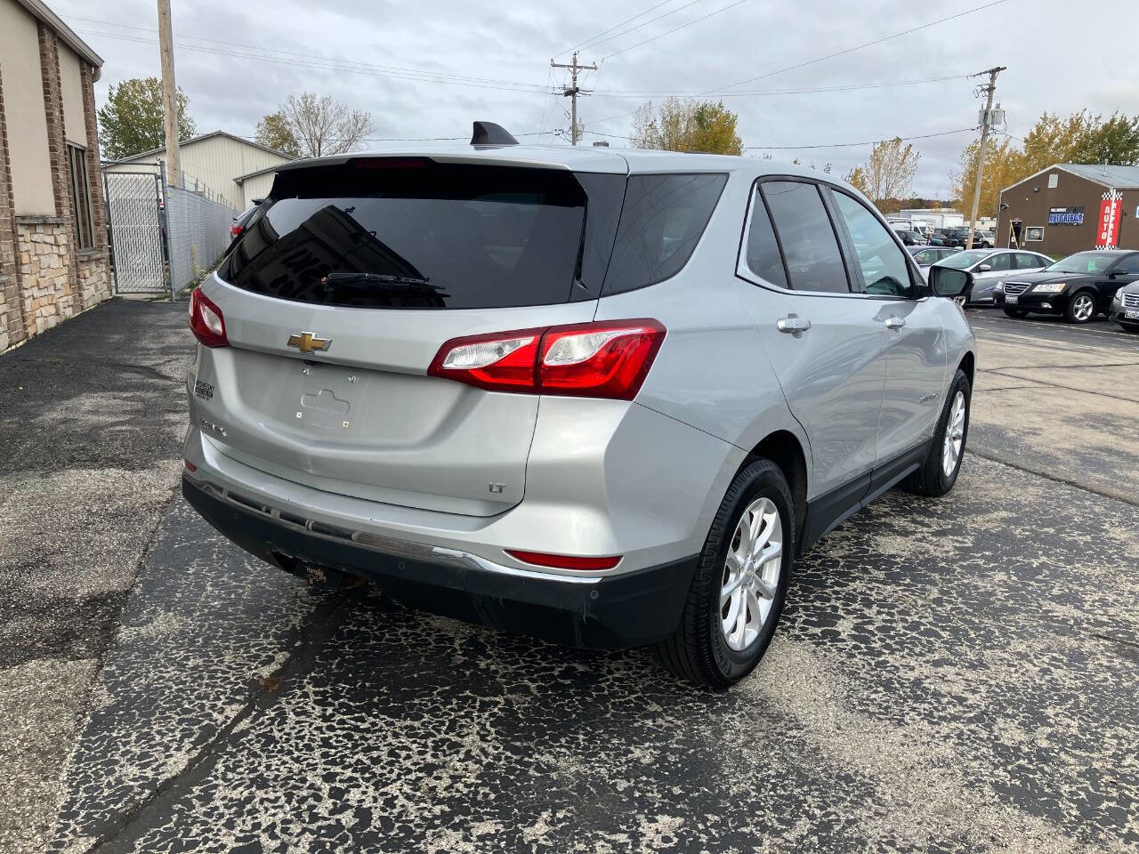 Used 2018 Chevrolet Equinox LT image 3