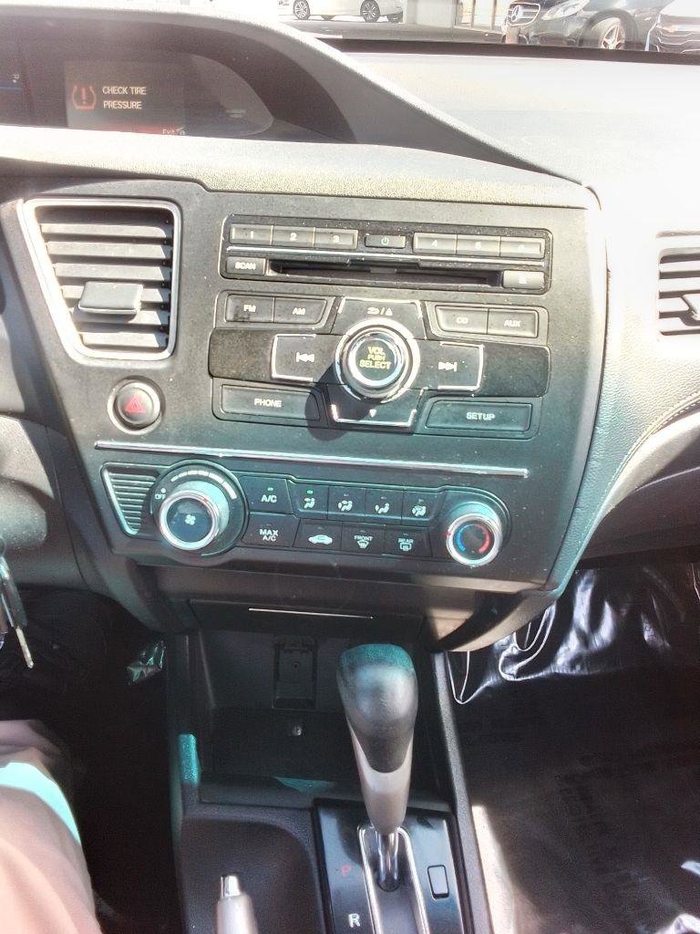 Used 2014 Honda Civic LX image 9