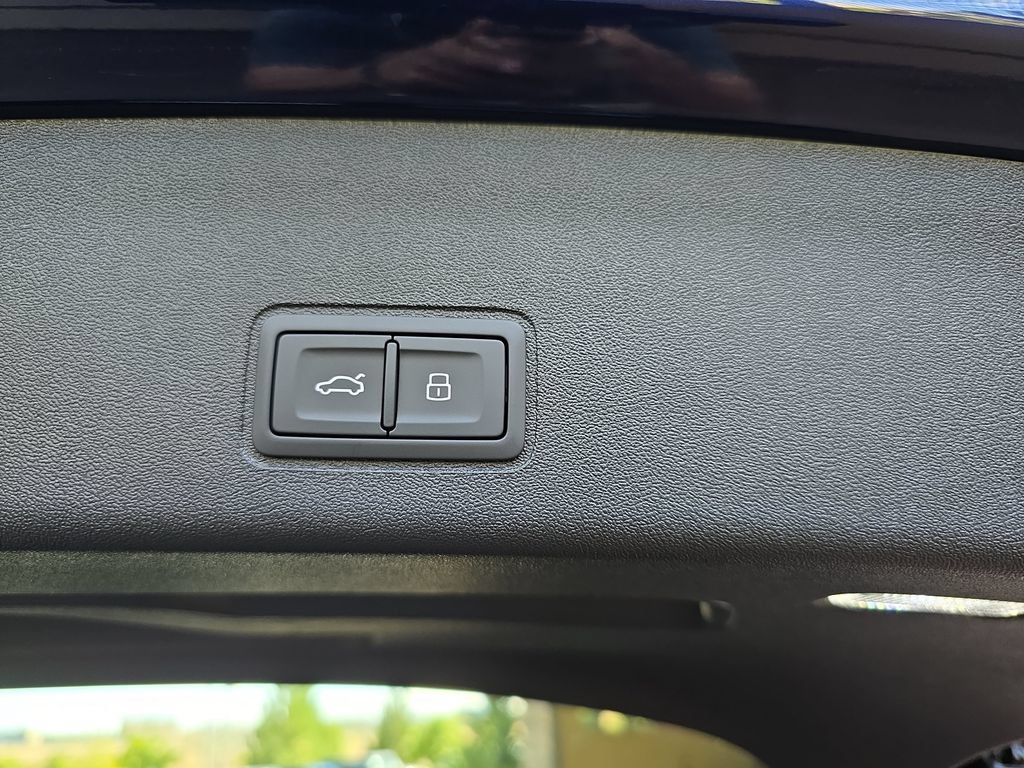 New 2026 Audi Q3 quattro 2.0T AWD/4WD image 13