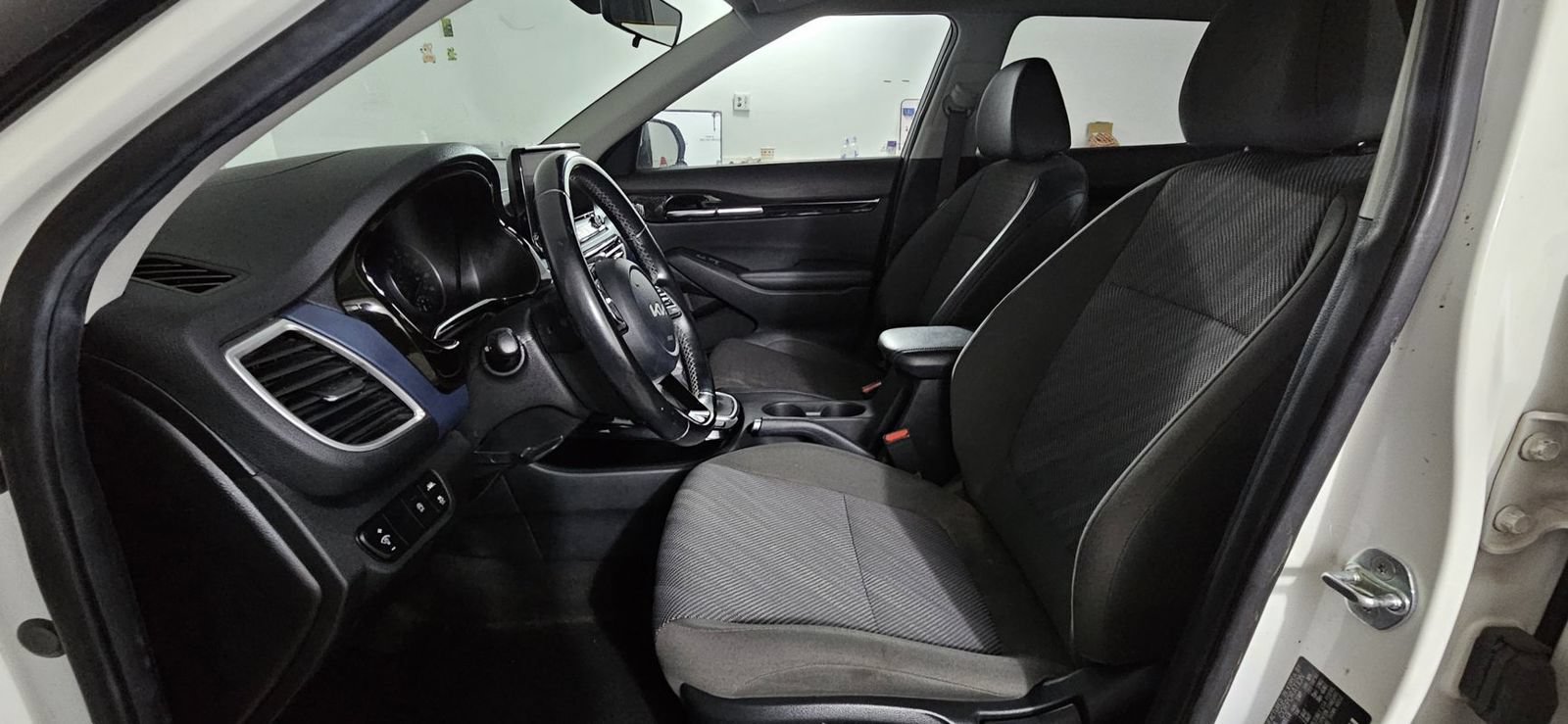 Used 2022 Kia Seltos S FWD image 14