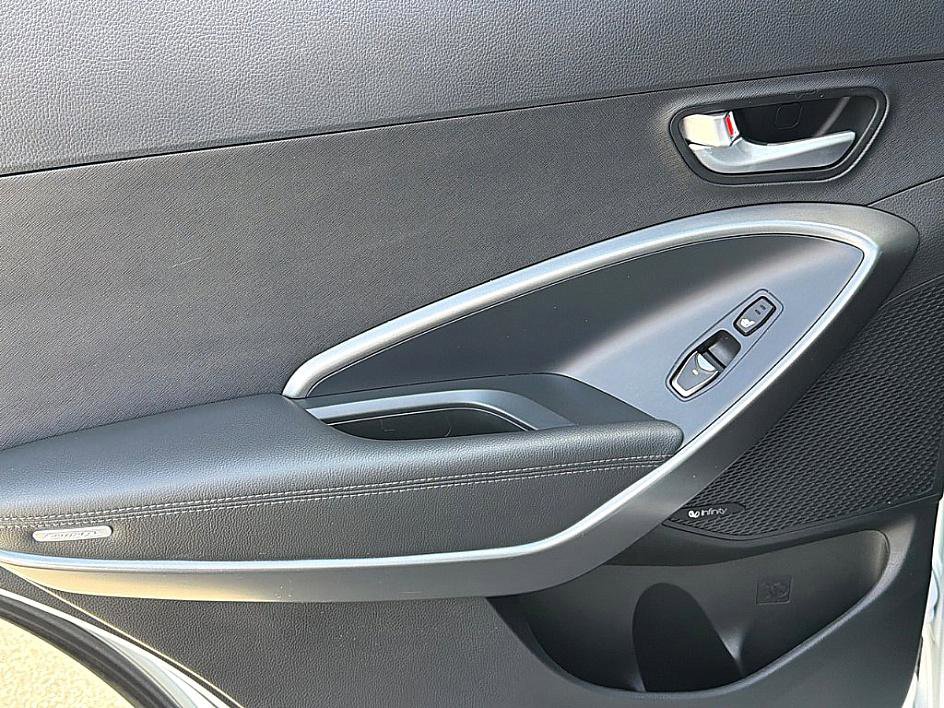 Used 2017 Hyundai Santa Fe Sport image 8