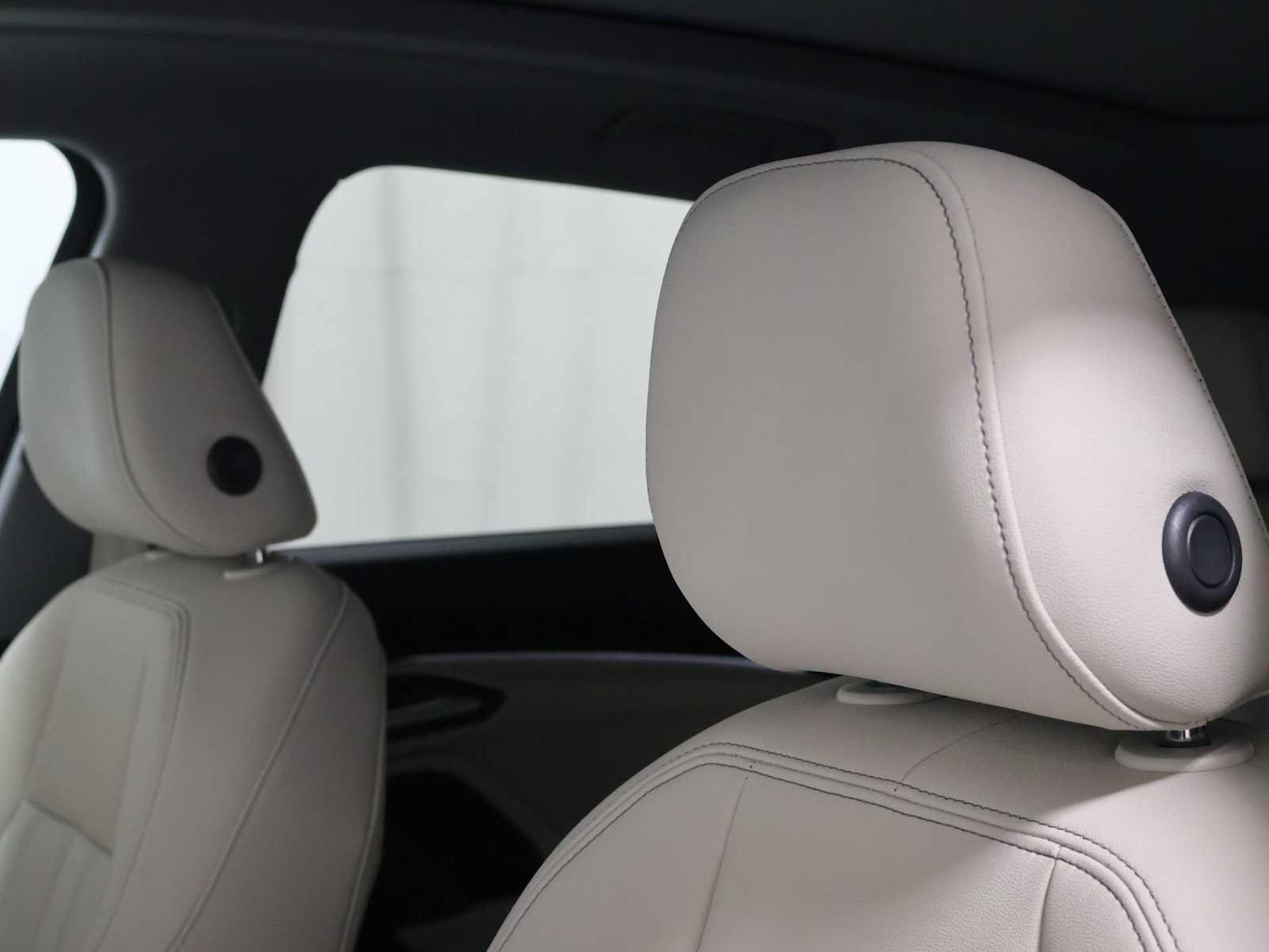 New 2026 Audi Q5 Premium AWD/4WD image 17