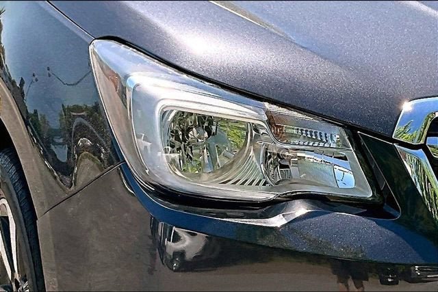 Used 2018 Subaru Forester 2.5i Premium w/ All-Weather Package AWD/4WD image 29