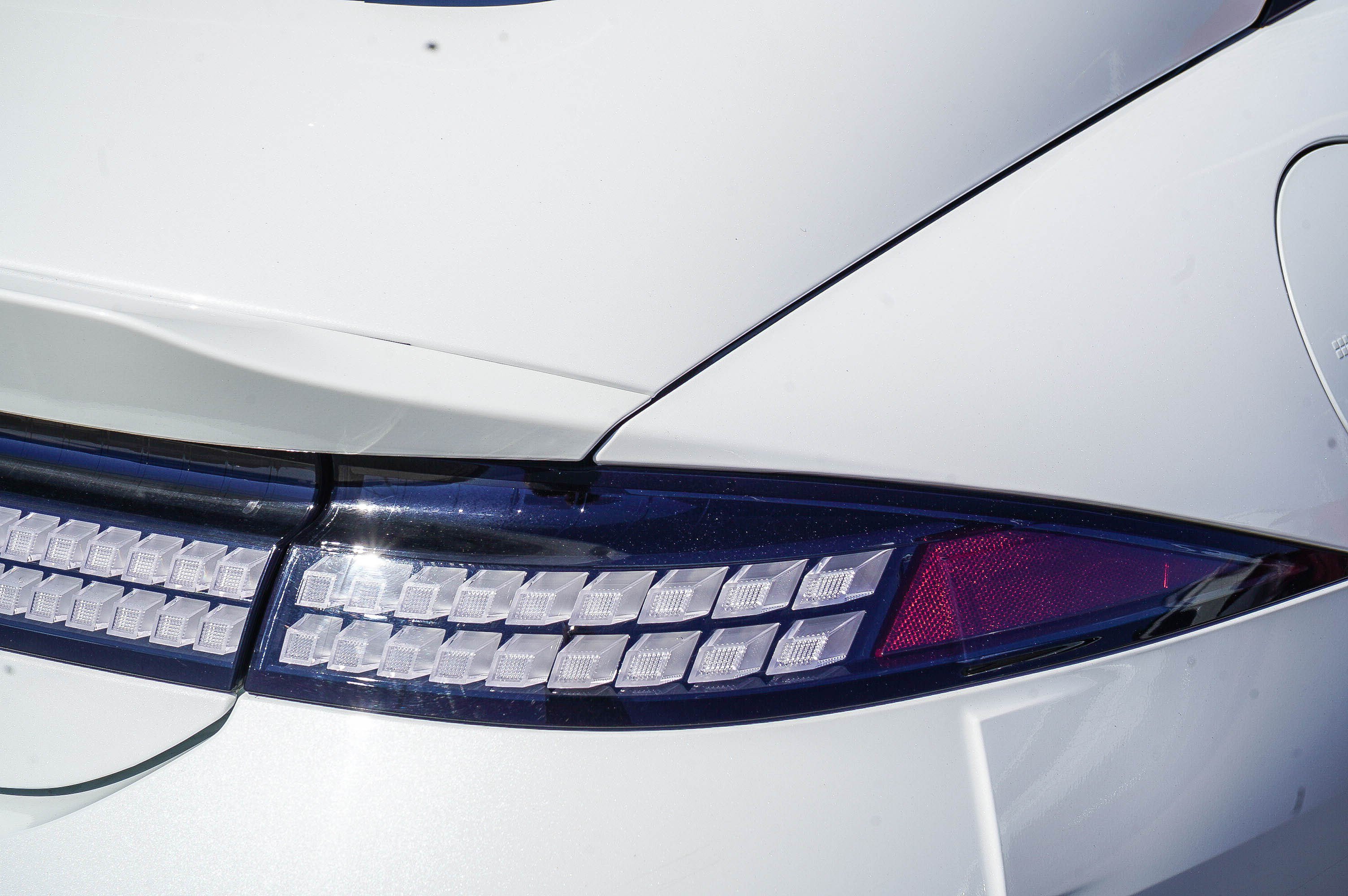 Used 2023 Hyundai Ioniq 6 SEL w/ Cargo Package RWD image 9