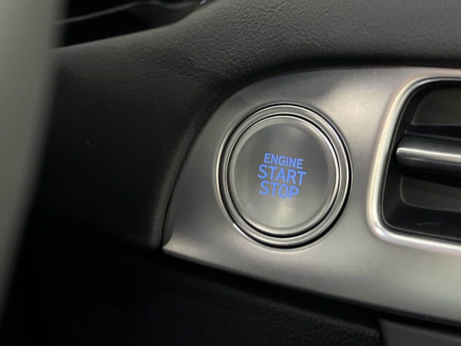 Used 2025 Hyundai Palisade Calligraphy image 34