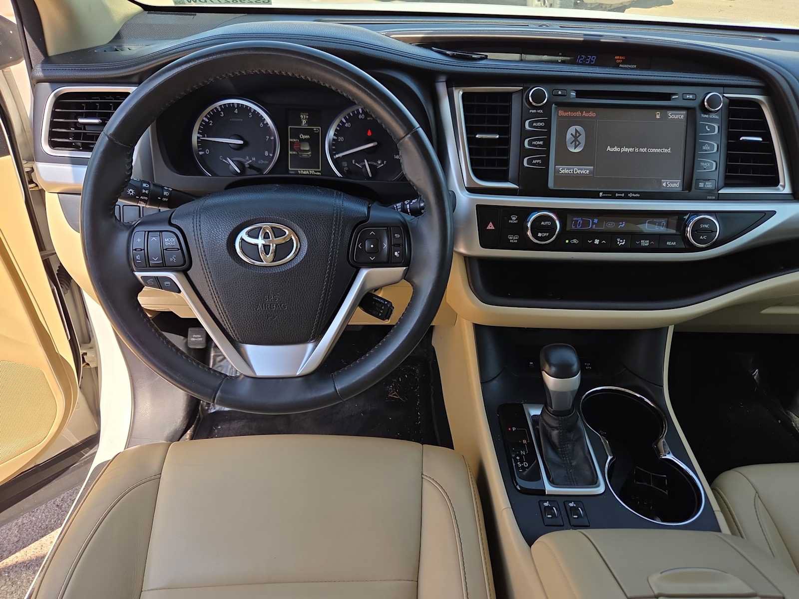 Used 2016 Toyota Highlander XLE AWD/4WD image 14