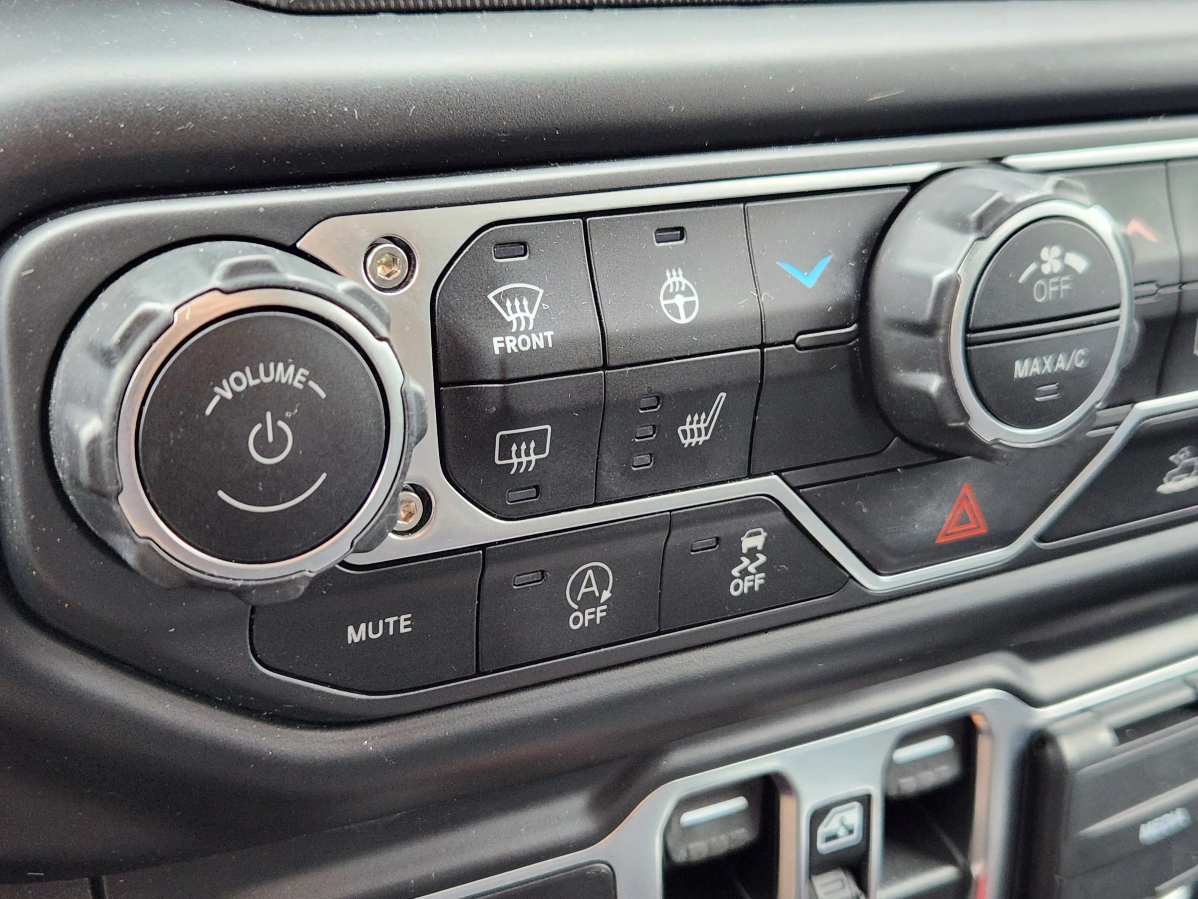 Used 2022 Jeep Wrangler Unlimited Sport AWD/4WD image 37