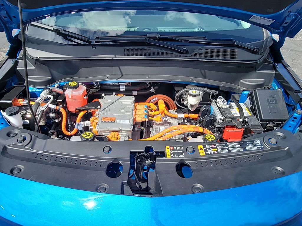 Used 2022 Chevrolet Bolt EUV Premier w/ Sun & Sound Package FWD image 31