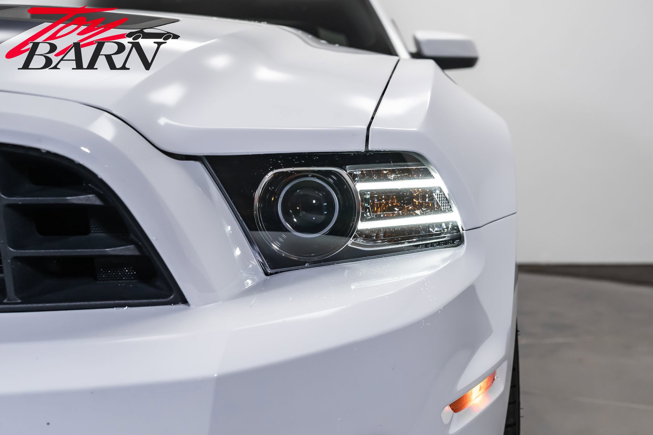 Used 2014 Ford Mustang Shelby GT500 w/ Equipment Group 821A image 10