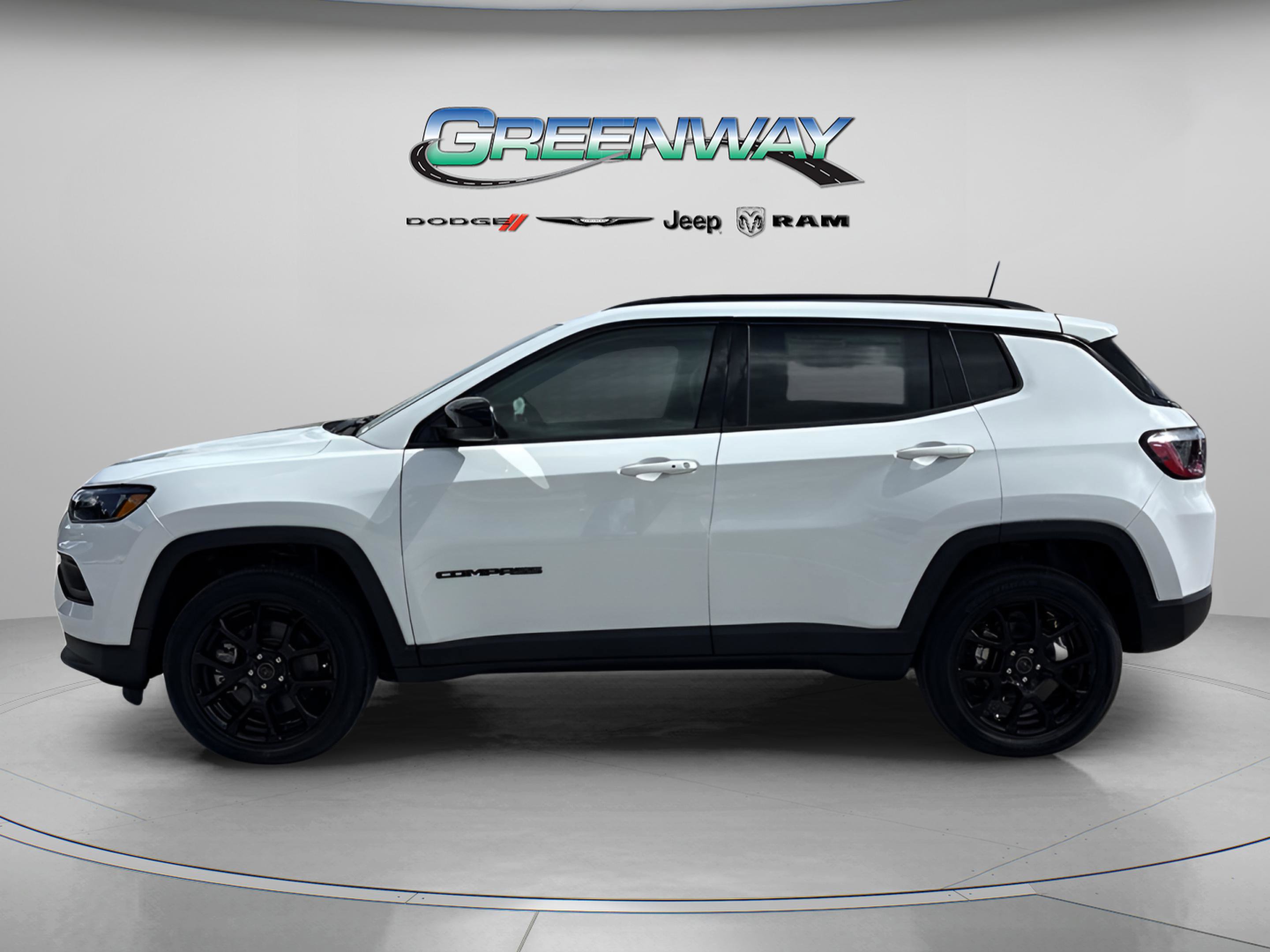 New 2026 Jeep Compass Latitude image 2
