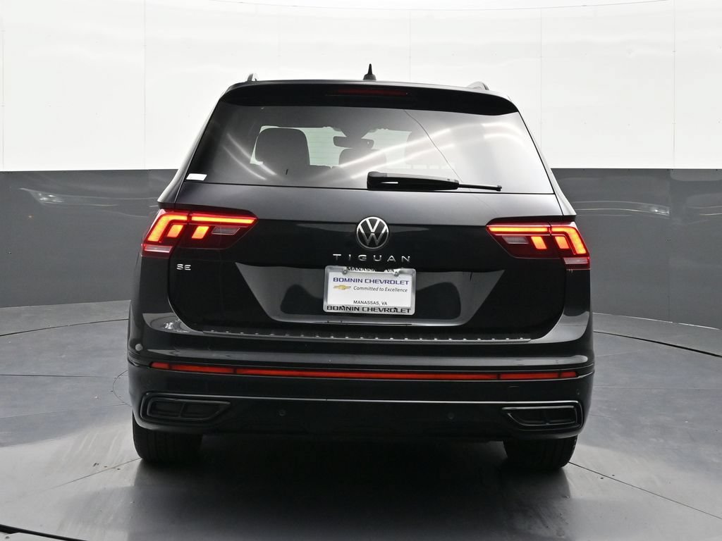Used 2022 Volkswagen Tiguan SE R-Line FWD image 4