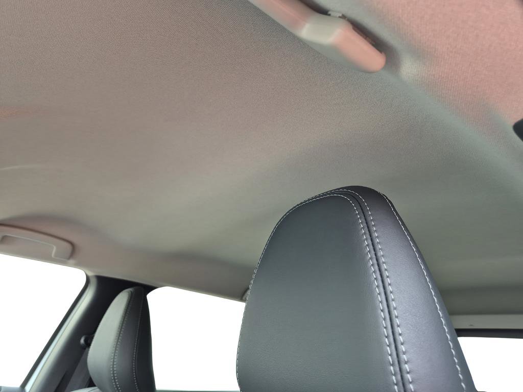 New 2026 Mitsubishi Outlander SE image 17