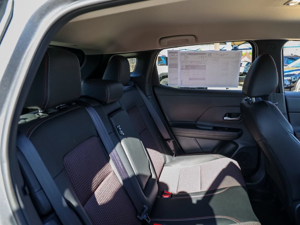 New 2026 Nissan Kicks SR FWD image 18