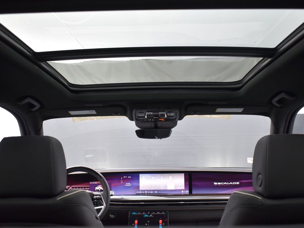 Certified 2026 Cadillac Escalade ESV Luxury w/ Touring Package image 31