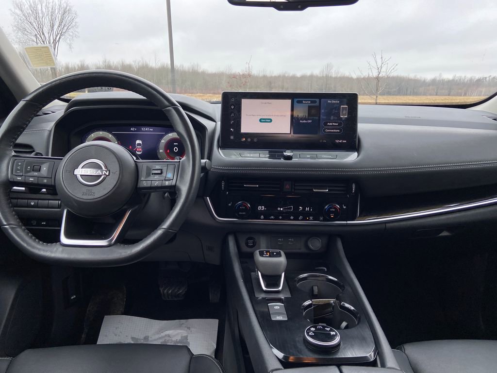 Used 2024 Nissan Rogue SL image 20