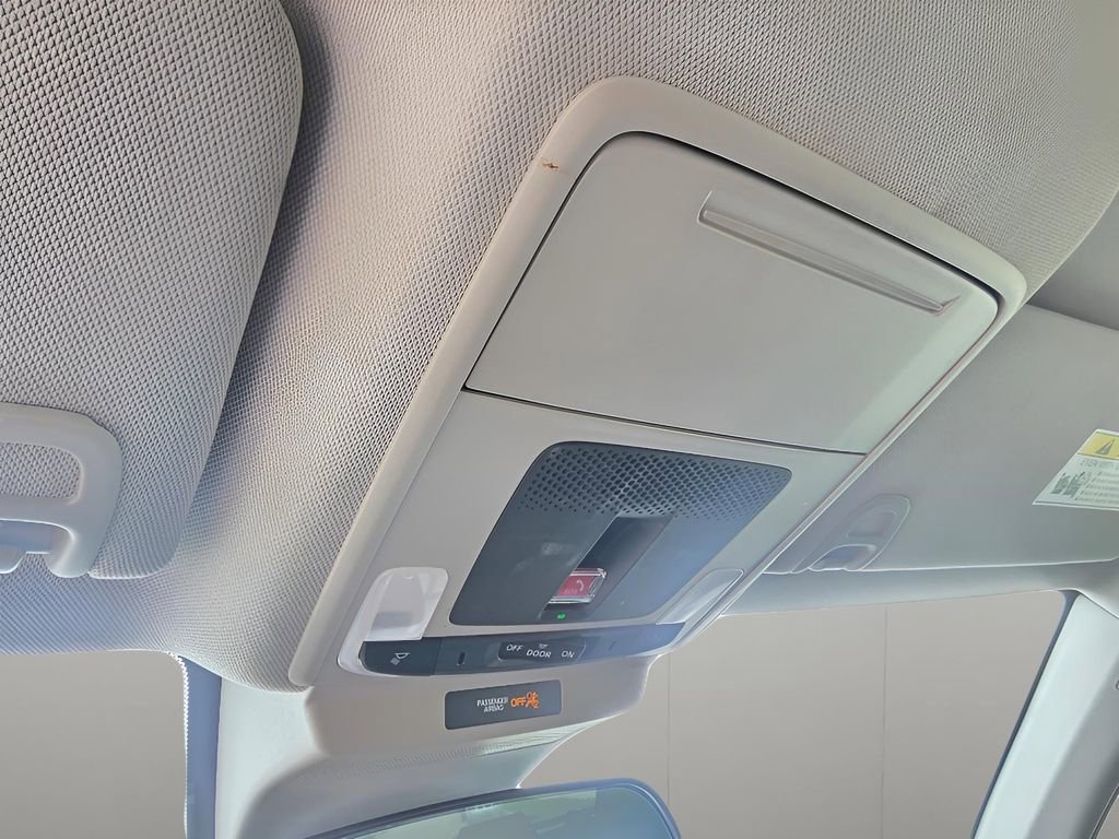 Used 2025 Honda Accord LX image 18