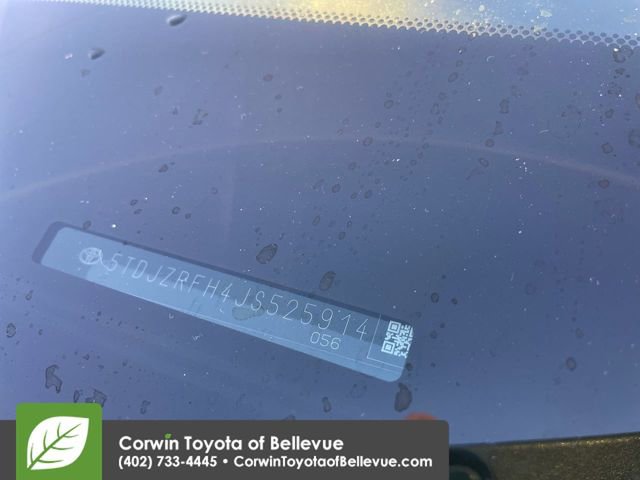 Used 2018 Toyota Highlander XLE image 28