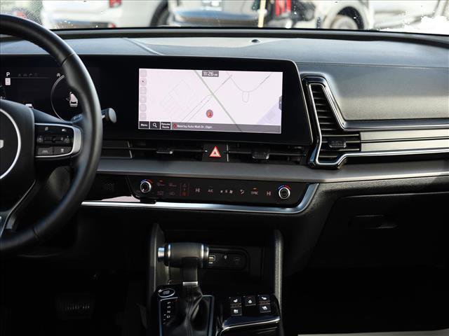 Used 2025 Kia Sportage SX image 12