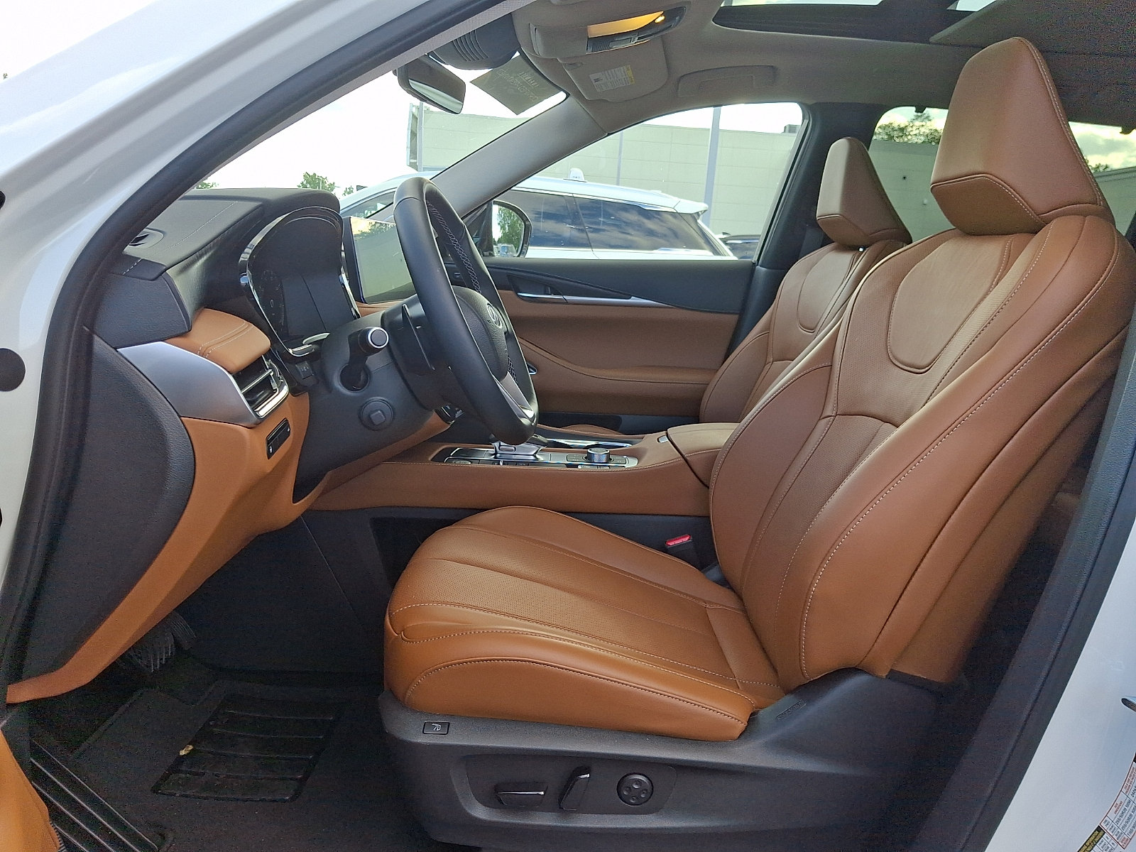 Certified 2025 INFINITI QX60 Sensory AWD/4WD image 13