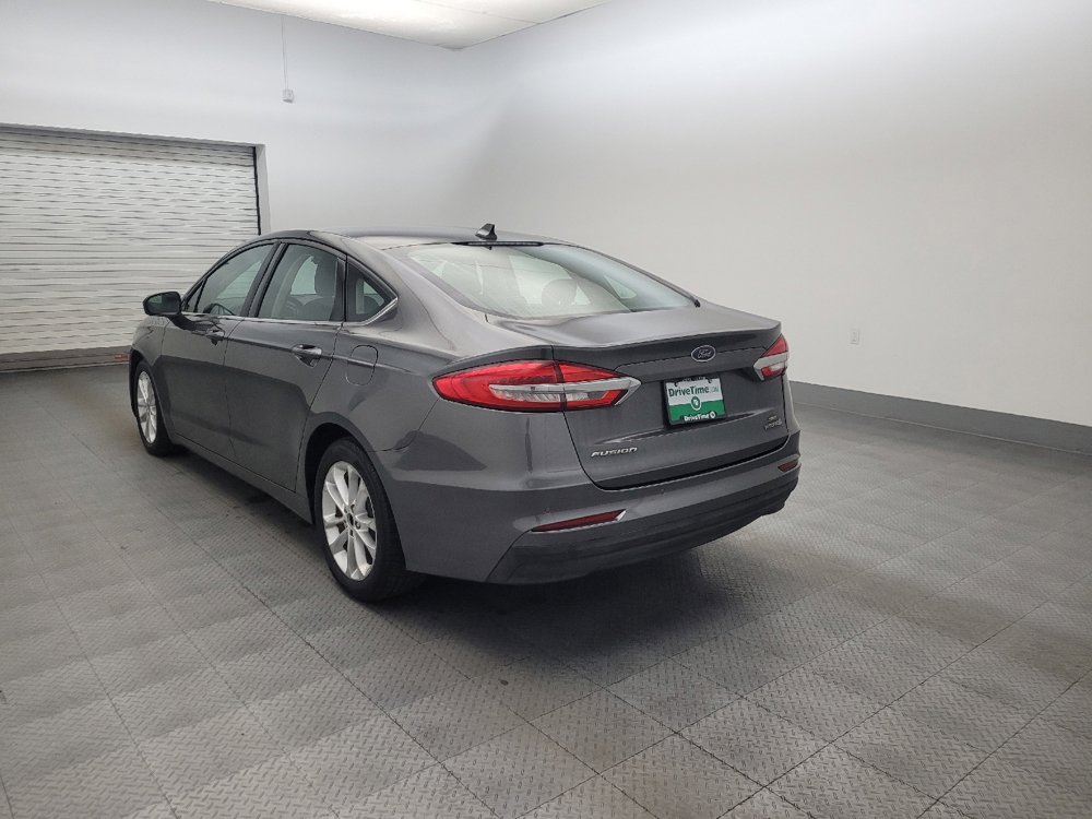 Used 2019 Ford Fusion SE FWD image 5