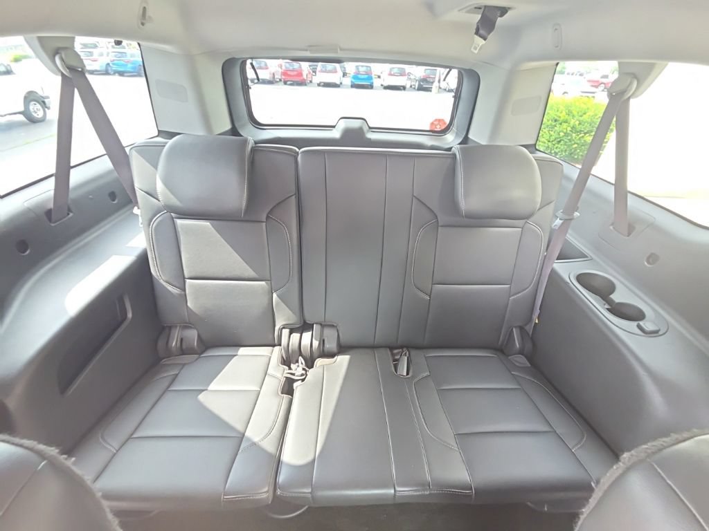 Used 2017 Chevrolet Suburban LT AWD/4WD image 31