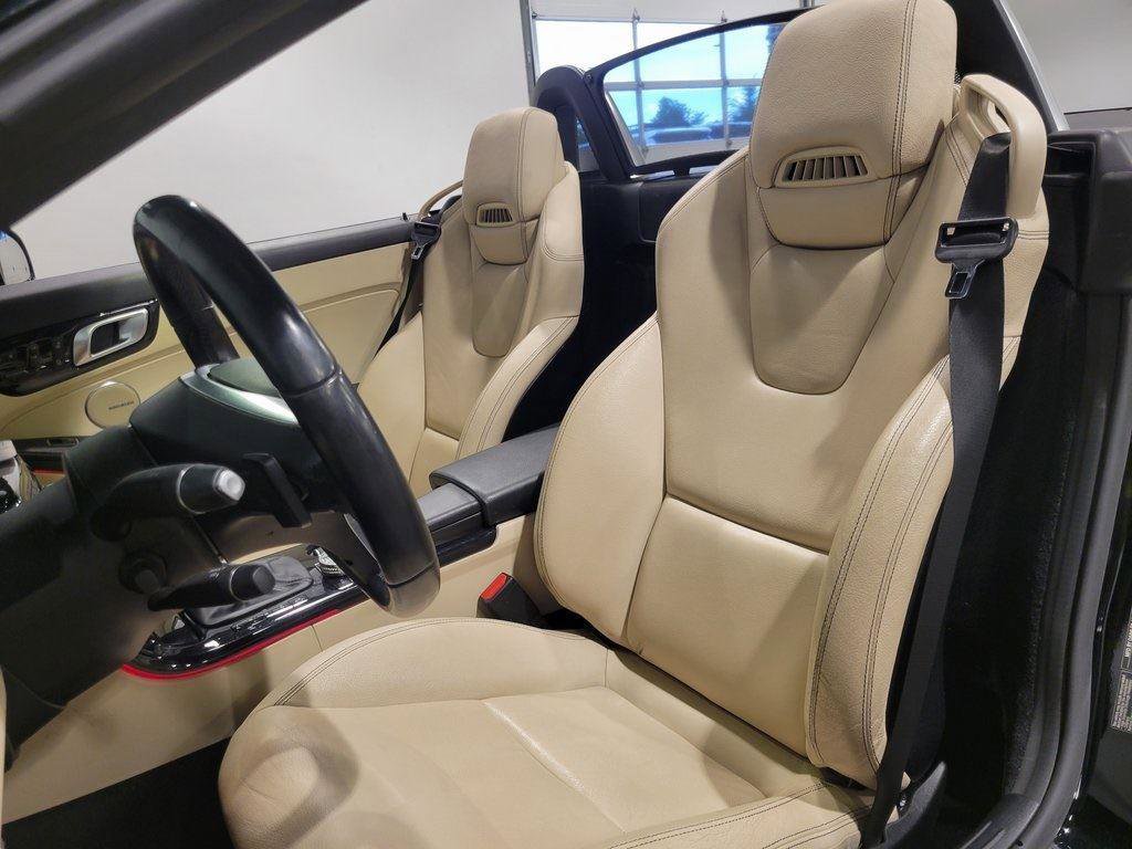 Used 2015 Mercedes-Benz SLK 350 image 12