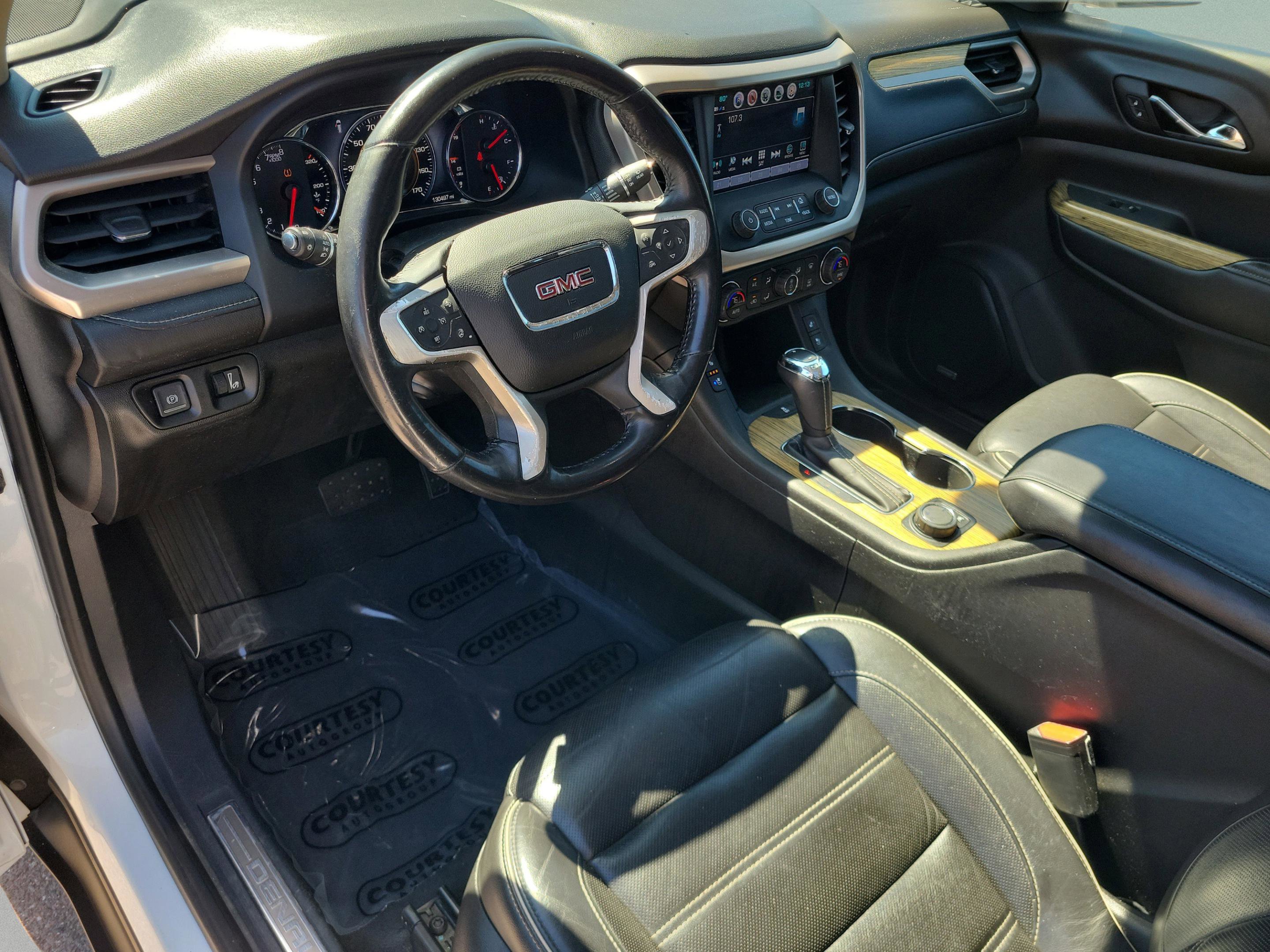 Used 2018 GMC Acadia Denali w/ Technology Package FWD image 23