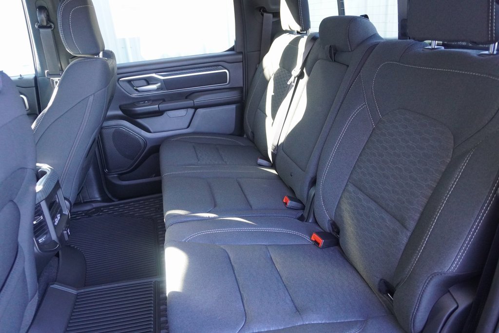 New 2026 RAM 1500 4x4 Crew Cab image 27