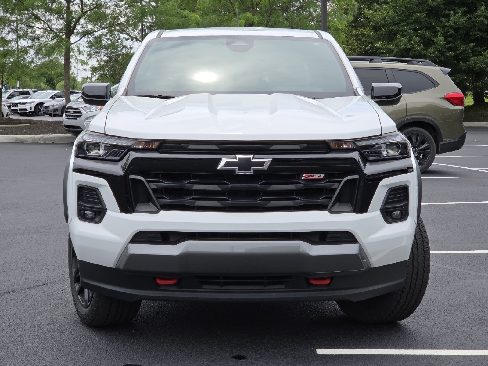 Used 2024 Chevrolet Colorado Z71 w/ Z71 Convenience Package 2 AWD/4WD image 17