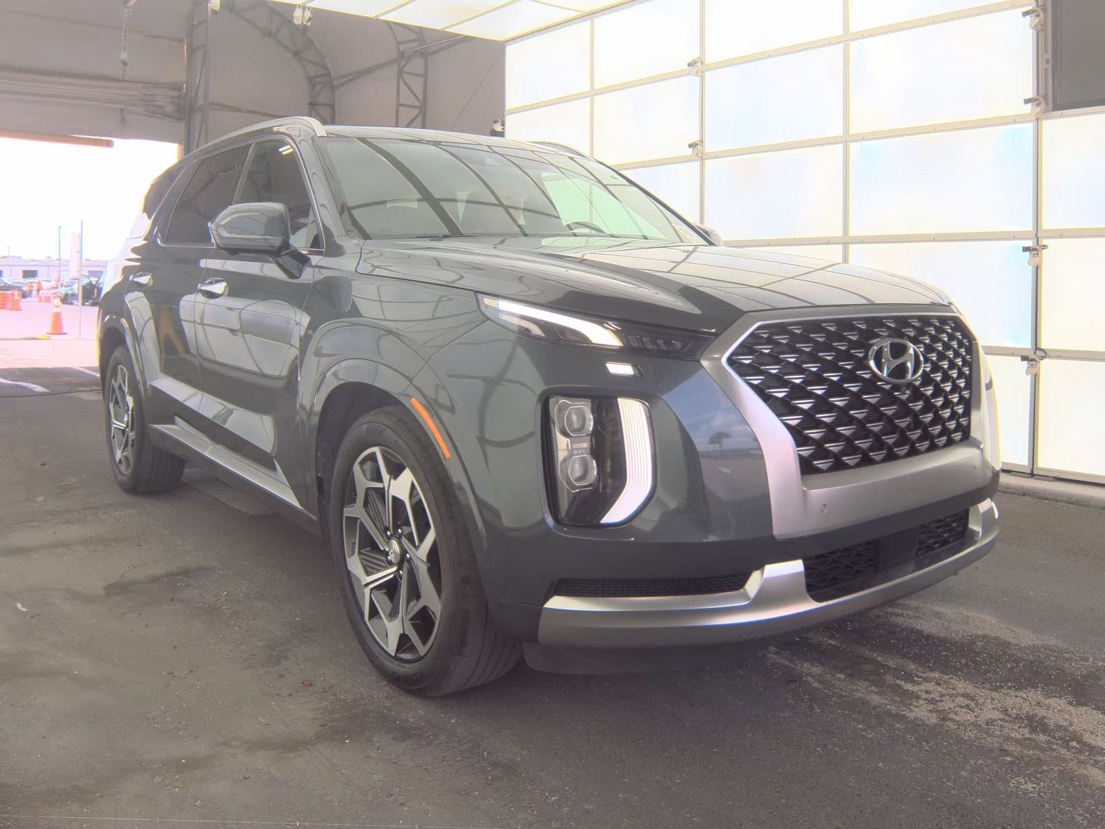 Used 2021 Hyundai Palisade Calligraphy FWD image 6