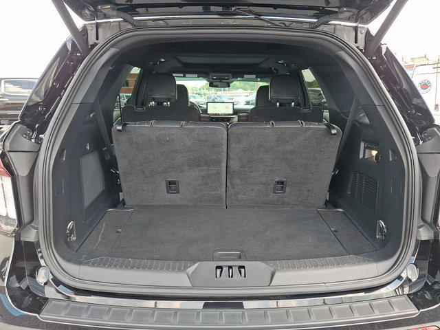 Used 2025 Ford Explorer ST-Line w/ Premium Package AWD/4WD image 30