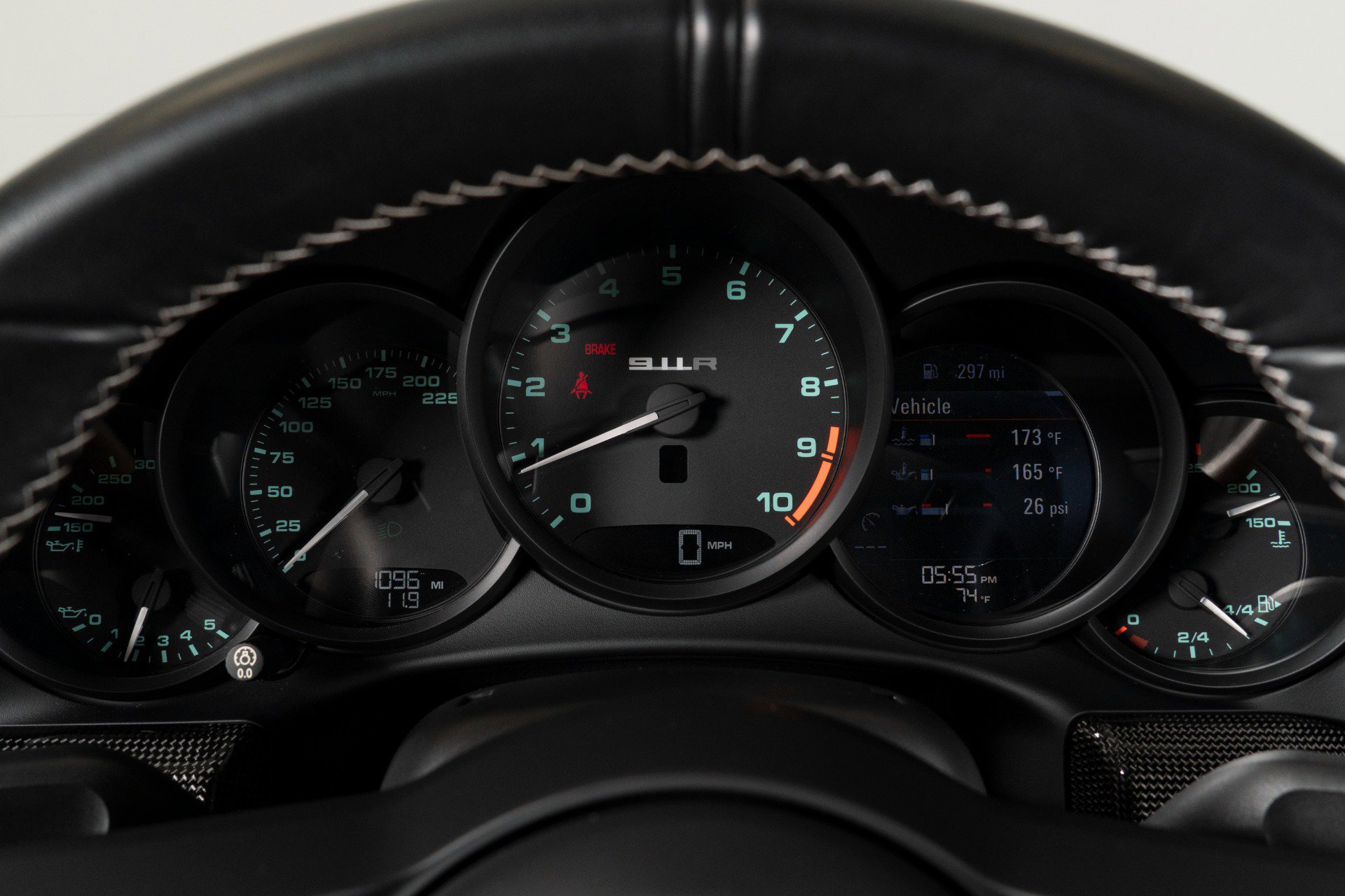 Used 2016 Porsche 911 R image 20