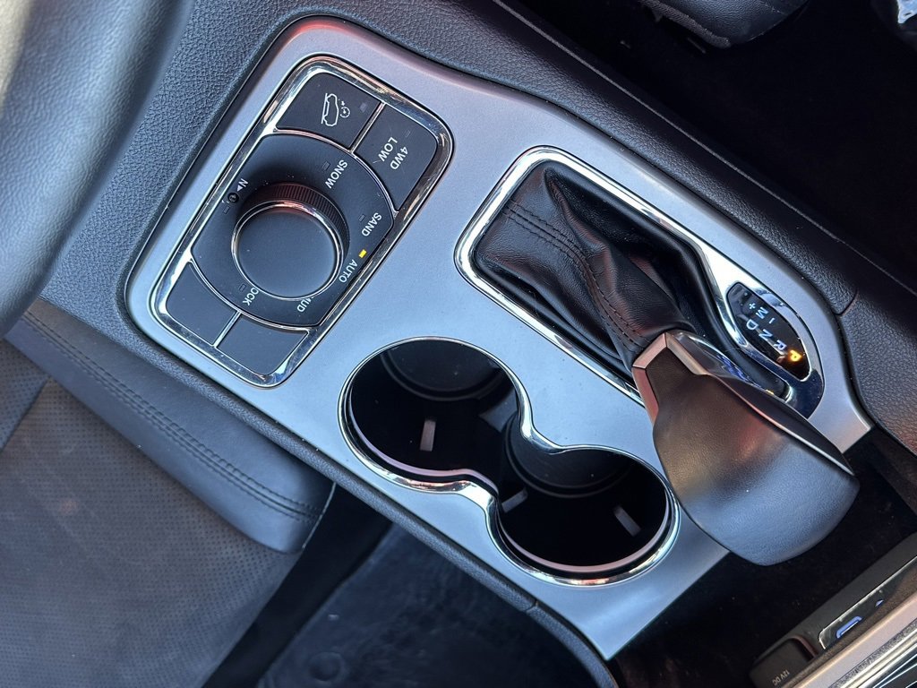 Used 2022 Jeep Grand Cherokee Laredo X image 26