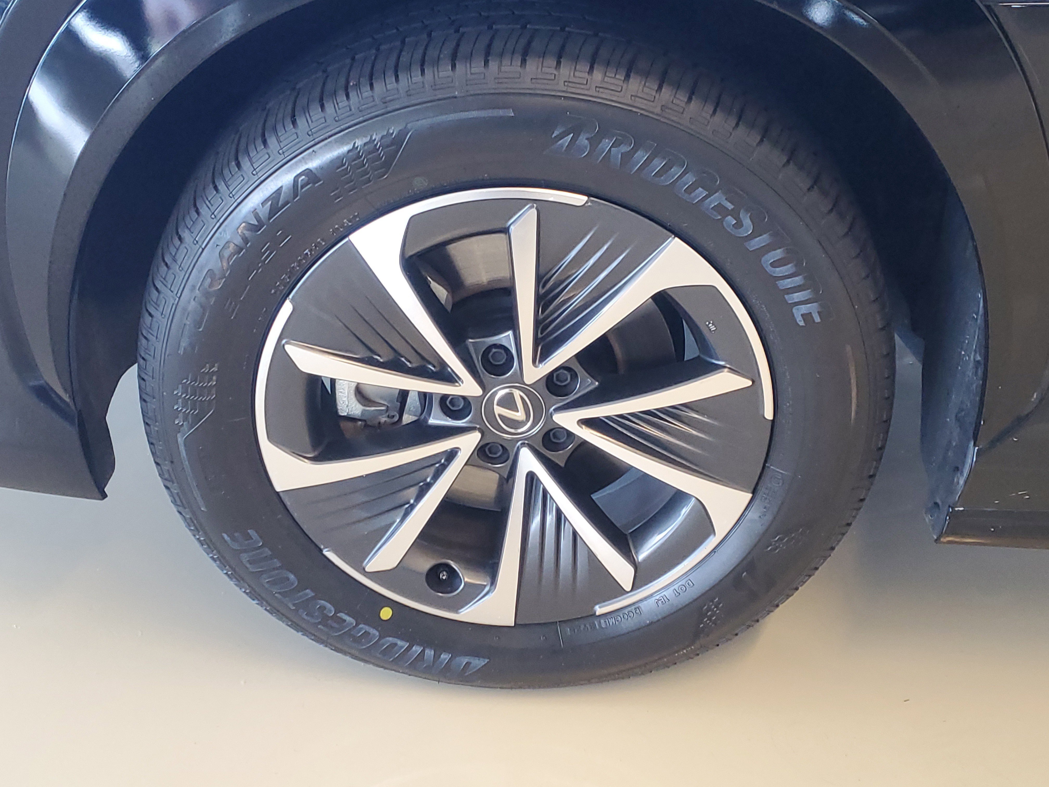Used 2024 Lexus RZ 300e Premium w/ Cold Area Package FWD image 6
