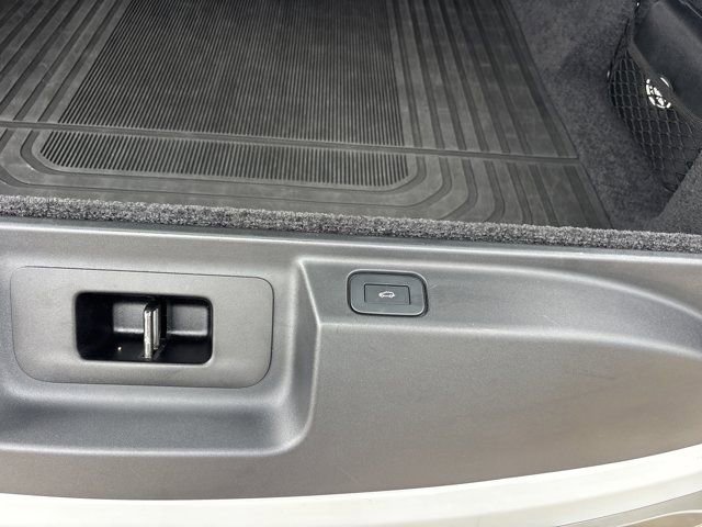 Used 2024 Land Rover Range Rover SE image 7